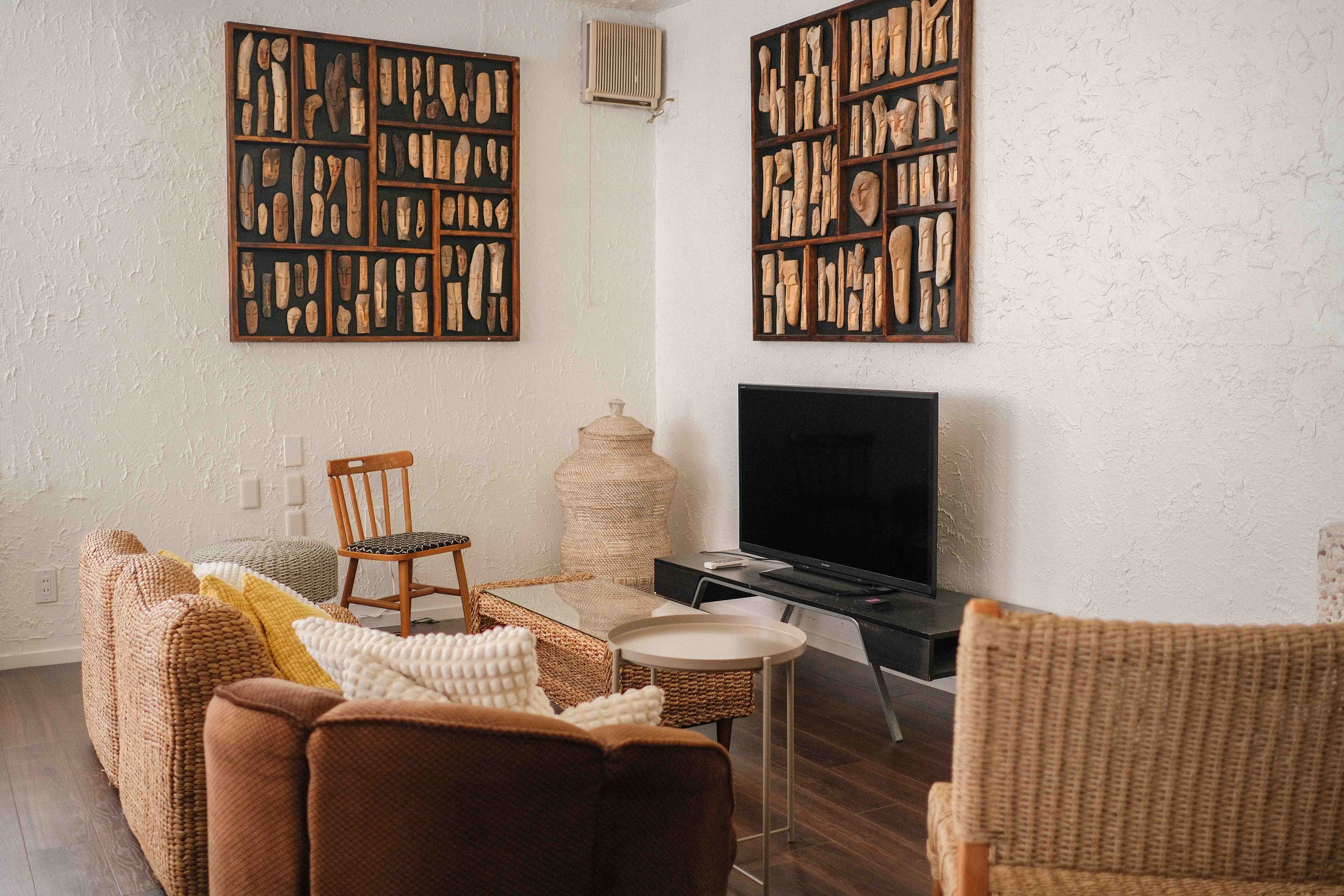 Lounge area with woven furniture